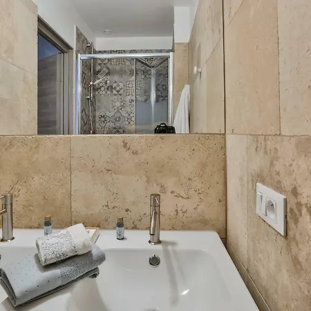 Garib - Place Garibaldi - 4 Rooms - Balcony Niza Exterior foto